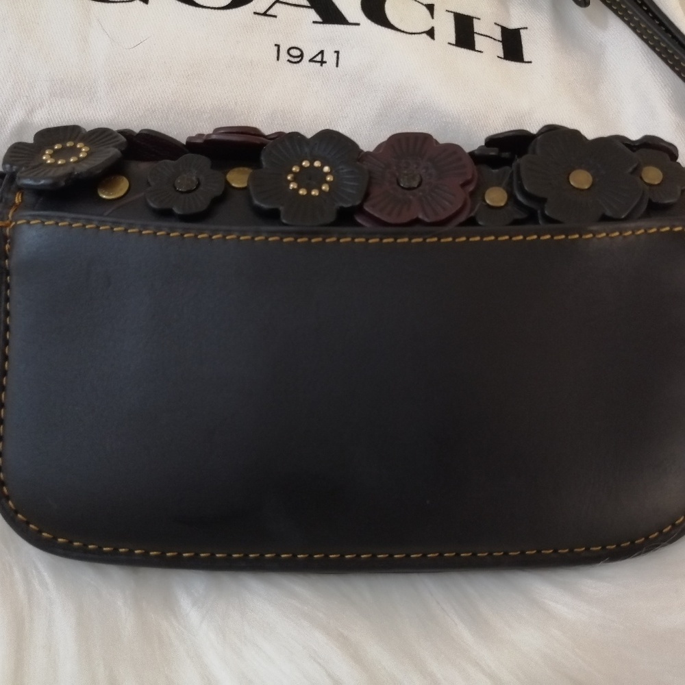Coach 1941 Tearose Glovetanned Leather Clutch - Picture 3 of 7